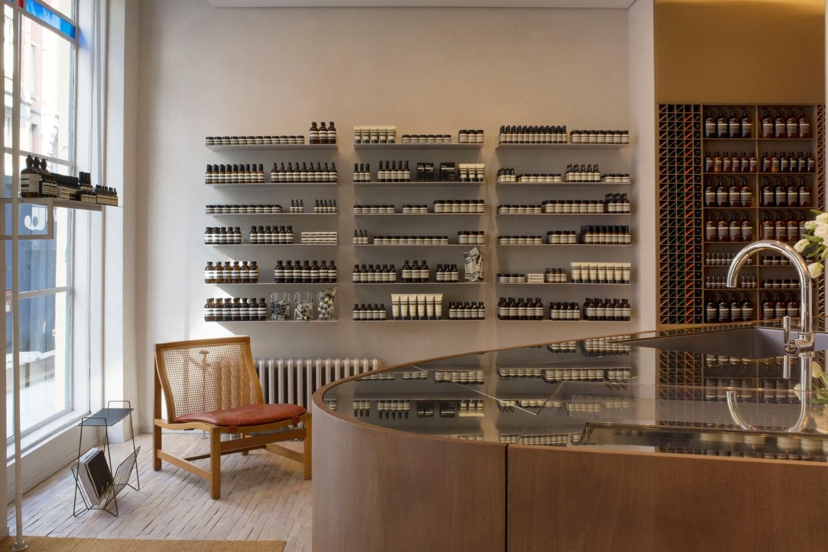 佐泰品牌招商加盟：共創(chuàng)男士洗護(hù)新紀(jì)元